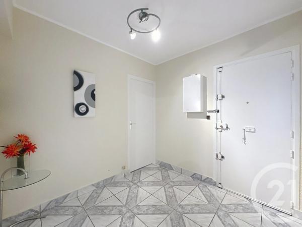 Appartement F4 à vendre  4 pièces - 66,73 m 2   THIAIS  - 94