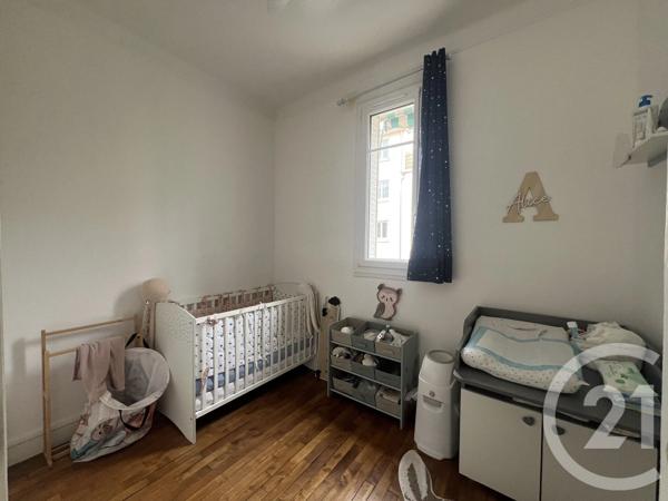 Maison à vendre  6 pièces - 107,71 m 2   ST MAUR DES FOSSES  - 94