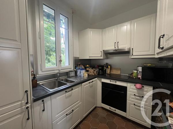 Maison à vendre  6 pièces - 107,71 m 2   ST MAUR DES FOSSES  - 94