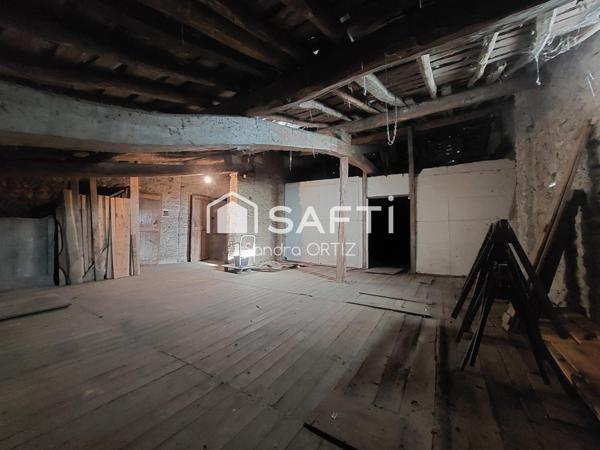 MAISON T3/T4 DE 110M2 AVEC CHAIS