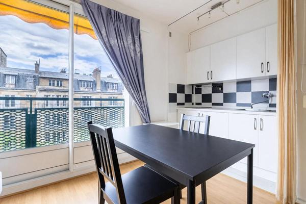 Paris 16e - T1 bis avec balcon, vue dégagée, cave, parking 34 m²