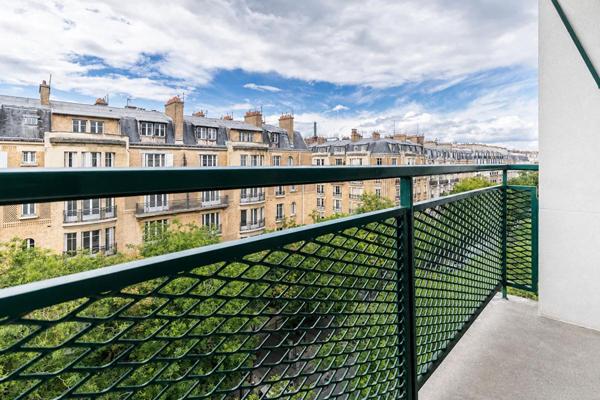 Paris 16e - T1 bis avec balcon, vue dégagée, cave, parking 34 m²