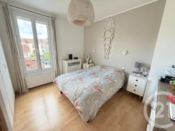 Maison à vendre  4 pièces - 85,55 m 2   BEZONS  - 95