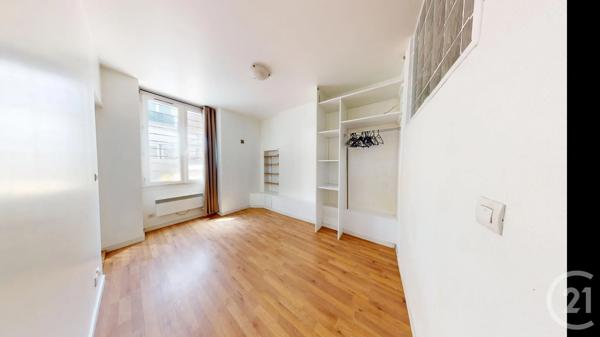 Appartement à vendre  2 pièces - 27,89 m 2   AUBERVILLIERS  - 93