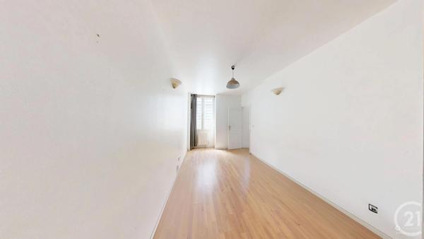 Appartement à vendre  2 pièces - 27,89 m 2   AUBERVILLIERS  - 93