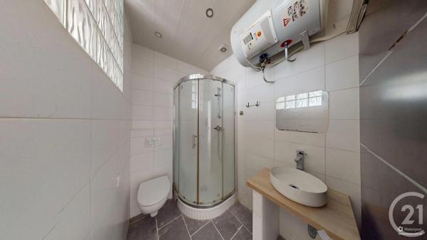 Appartement à vendre  2 pièces - 27,89 m 2   AUBERVILLIERS  - 93