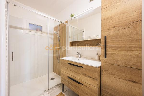 Vente
                Appartement76 m² - 4 Pièces -
                    REZE (44400)