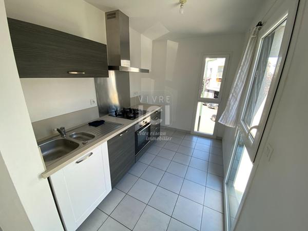 Appartement 3 Pièces à Louer Bourg De Carquefou - 60.68m²
