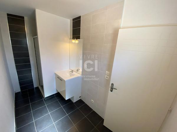 Appartement 3 Pièces à Louer Bourg De Carquefou - 60.68m²