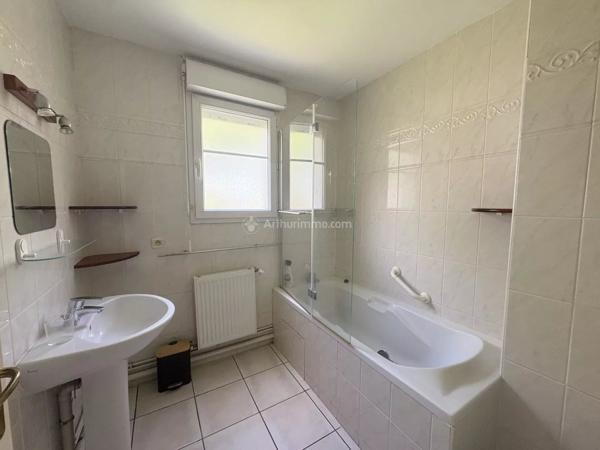 Vente                                                      Maison de village
                        
                     5 pièces                      101 m2                     à Serris