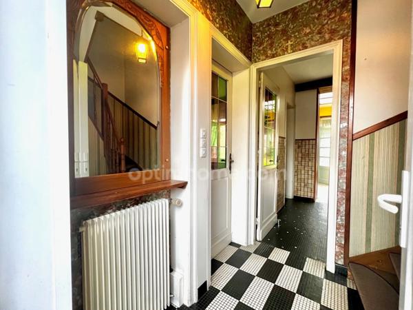 Maison semi-mitoyenne 3 chambres avec garage et jardin