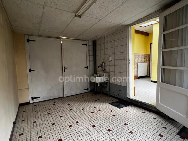 Maison semi-mitoyenne 3 chambres avec garage et jardin