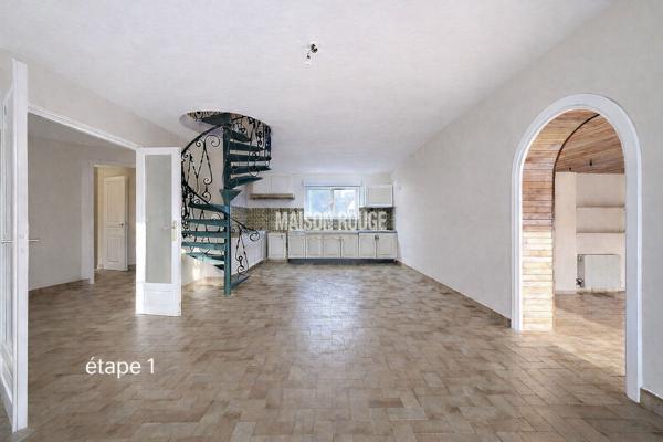Maison de pays sur grand terrain clos, vie de plain-pied et beaux volumes