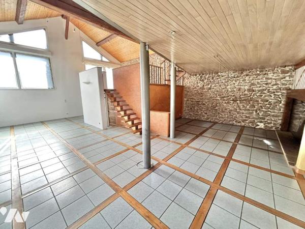 Maison La Fouillouse 9 pièces 212m²