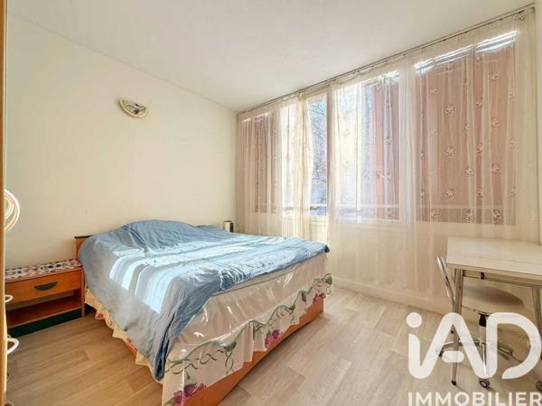 Appartement à vendre 4 pièces 69 m² Pantin