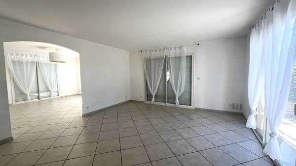 Maison 6 pièce(s) 4 chambre(s) 168.03 m²