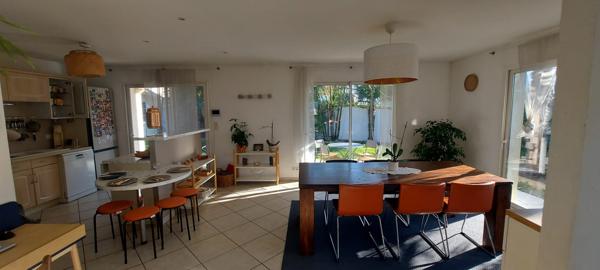 Maison 6 pièce(s) 4 chambre(s) 168.03 m²