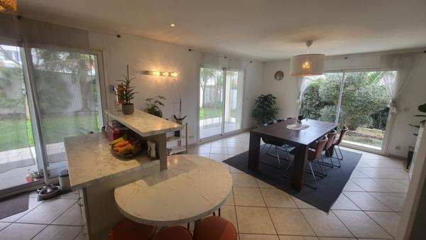 Maison 6 pièce(s) 4 chambre(s) 168.03 m²