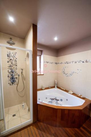 Maison à vendre 7 pièces de 210 m²