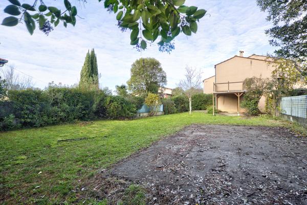 Maison T5 mitoyenne avec jardin – Tournefeuille centre (rue du Sidobre) - Tournefeuille (31170)