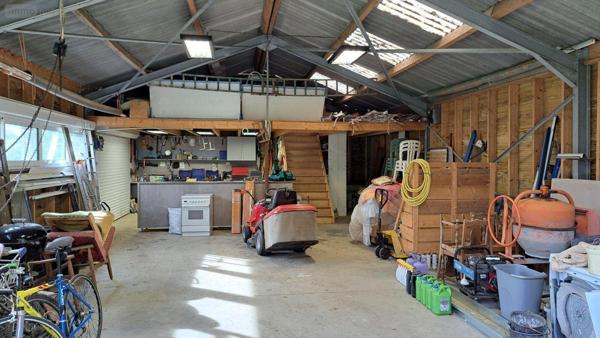 Maison individuelle à vendre à Guerlesquin dans le Finistère (29650), ref : 0495