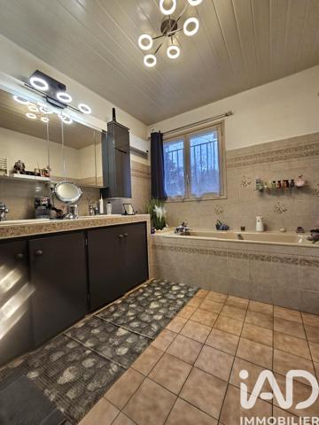 Maison à vendre 7 pièces 197 m² Montfermeil