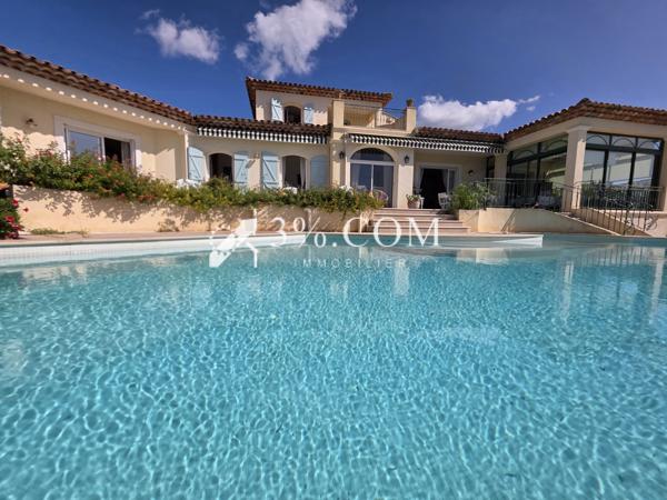Villa 6 pièce(s) 4 chambre(s) 225 m²