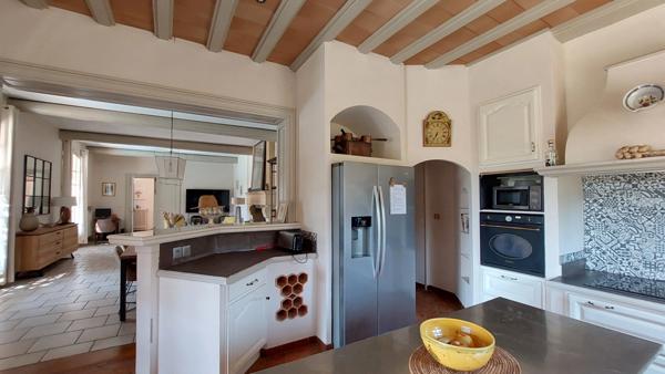 Propriete à vendre 7 pièces SAINT REMY DE PROVENCE (13)