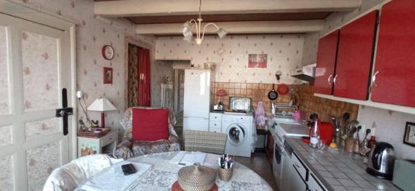 Maison à restaurer à vendre à Neuilly-l'Évêque en Haute-Marne (52360), ref : 52020-45
