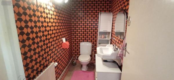 Maison à restaurer à vendre à Neuilly-l'Évêque en Haute-Marne (52360), ref : 52020-45