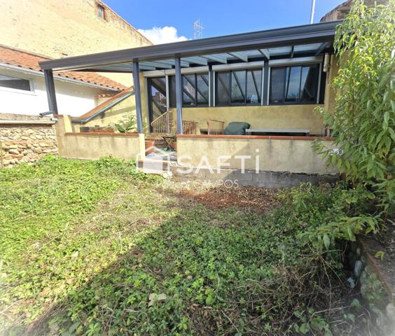 Maison de ville de 205 m² avec garage et jardin