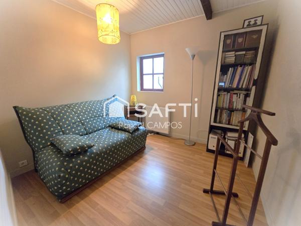 Maison de ville de 205 m² avec garage et jardin