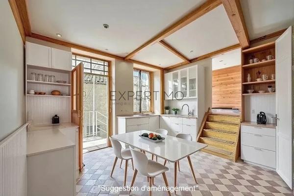 Tournus (71700) Tournus au calme : Deux maisons à rénover + terrain constructible