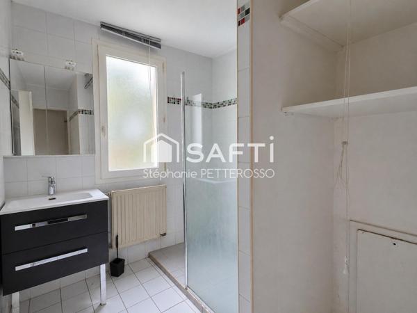 Appartement familial lumineux avec balcon, ascenseur et parking
