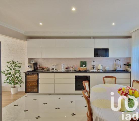 Maison à vendre 8 pièces 191 m² Villiers-sur-Marne
