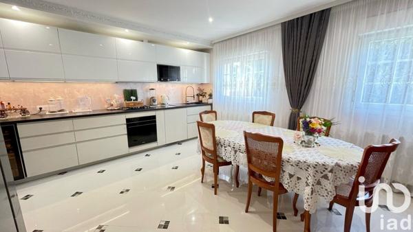 Maison à vendre 8 pièces 191 m² Villiers-sur-Marne