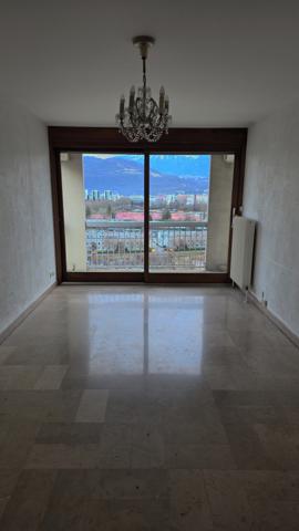 APPARTEMENT T2 bis - COURS DE LA LIBERATION