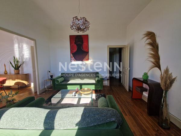 Maison renovee en centre ville de Nontron, beau jardin de 1000 m2 et piscine