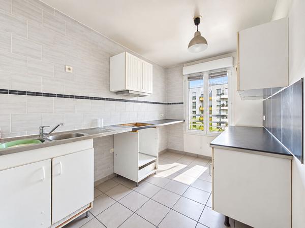 Appartement Rosny-sous-bois 4 pièce(s) 82.2 m2