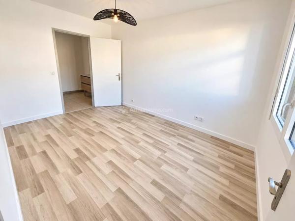 Vente                                                      Appartement
                        
                     2 pièces                      39 m2                     à Chessy