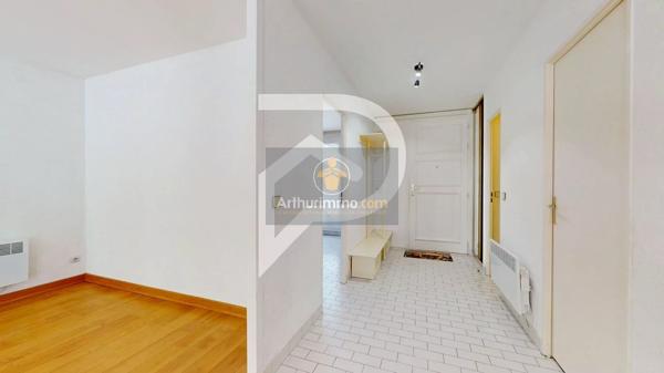 Vente                                                      Maison
                        
                     6 pièces                      121 m2                     à Fourqueux