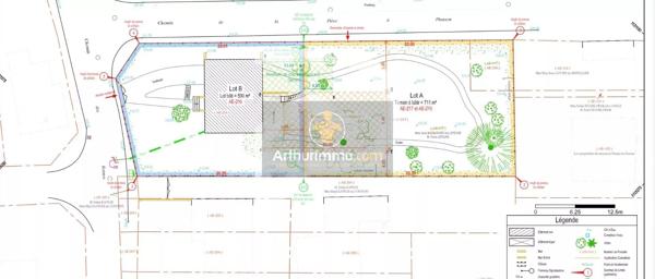 Vente                                                      Terrain
                        
                                         711 m2                     à L'Étang-la-Ville