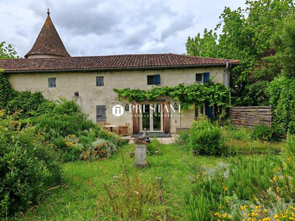 Manoir avec 3 gîtes au bord d’une rivière La Roche Chalais / Riberac, SAINT AULAYE