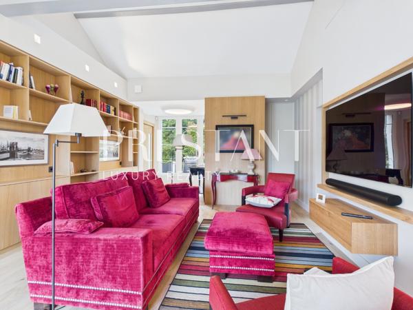 Maison de ville avec jardin piscinable – Parc d’Hiver, Biarritz, BIARRITZ