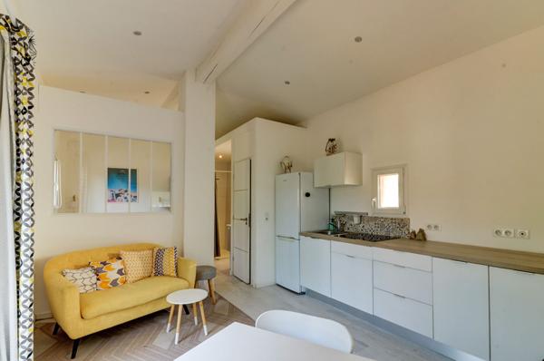 Mas provençal rénové avec dépendance