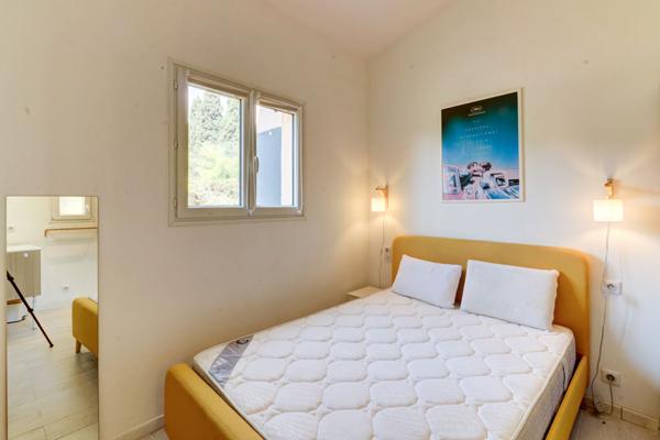 Mas provençal rénové avec dépendance