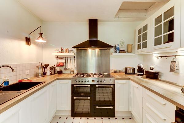 Mas provençal rénové avec dépendance