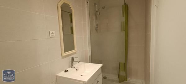Location appartement Charleville-Mézières (08000) 1 pièce 32.18m²