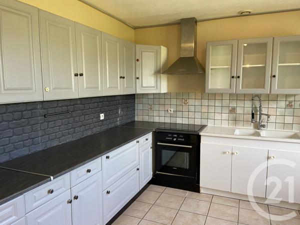 Maison à vendre  4 pièces - 90 m 2   LA GUERCHE SUR L AUBOIS  - 18