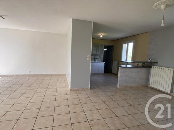 Maison à vendre  4 pièces - 90 m 2   LA GUERCHE SUR L AUBOIS  - 18
